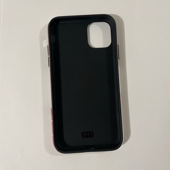 2/$30 iPhone 11 case from Kaseme in the design Grace - Picture 5 of 6